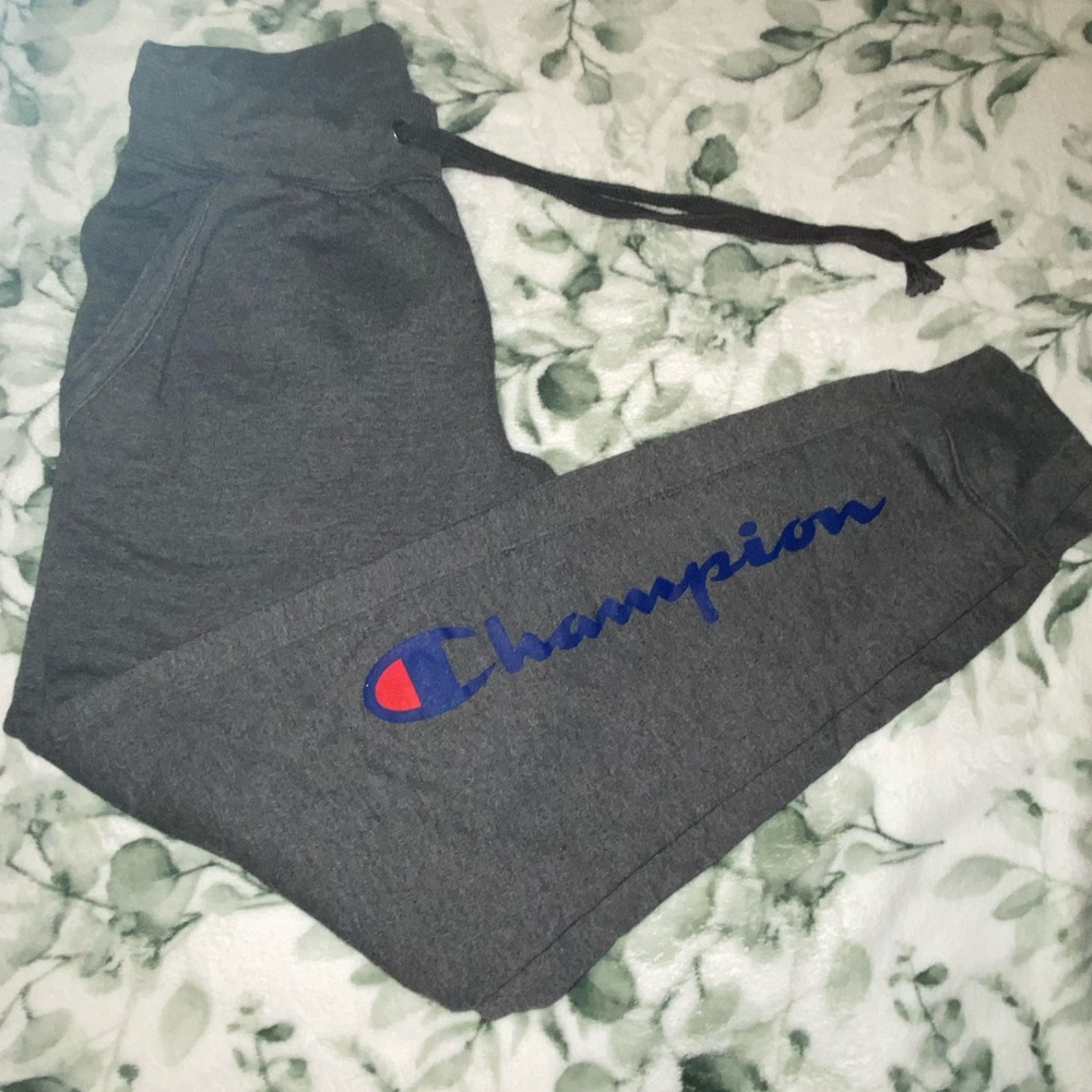 womens sm grey champion sweatpants with logo on left pant leg